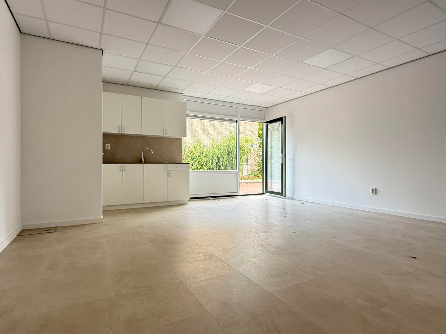 View photo 4 of Bertus van Grouwstraat 53