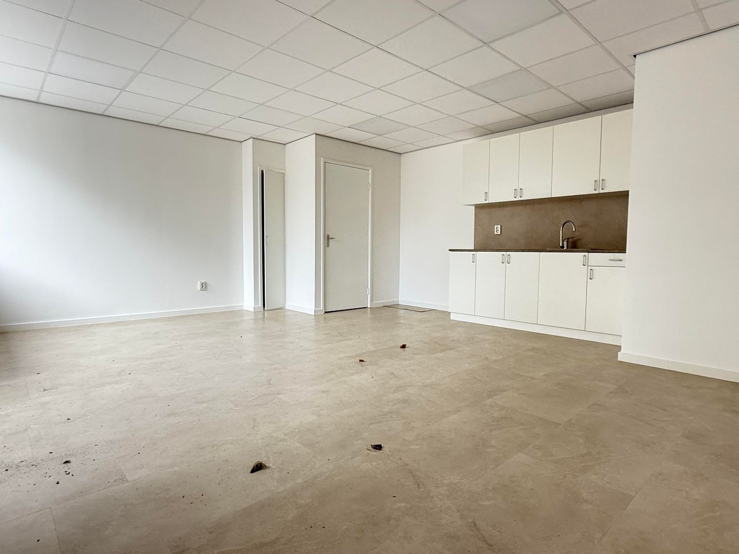 View photo 3 of Ferry Ploegerstraat 18