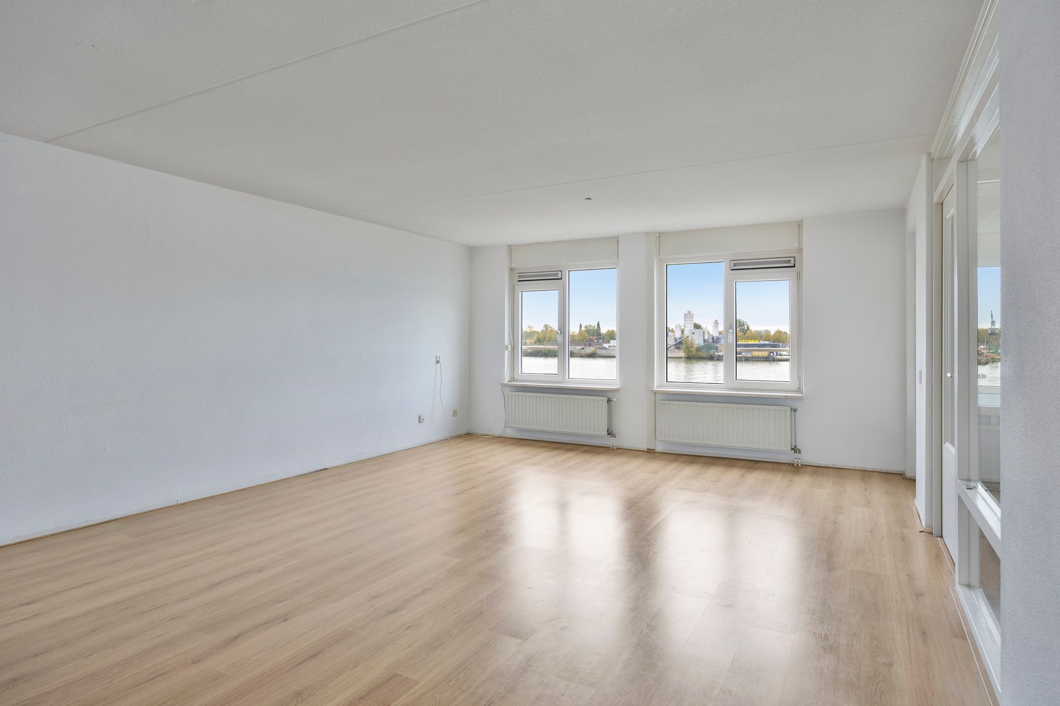 Photo 15 of Pontonniersweg 136