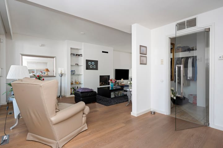 Foto 15 van Veldstraat 73