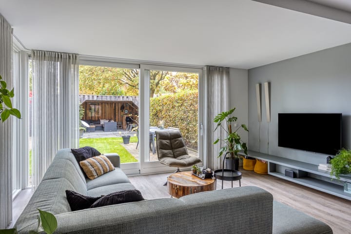 Photo 16 of Stiegert 70