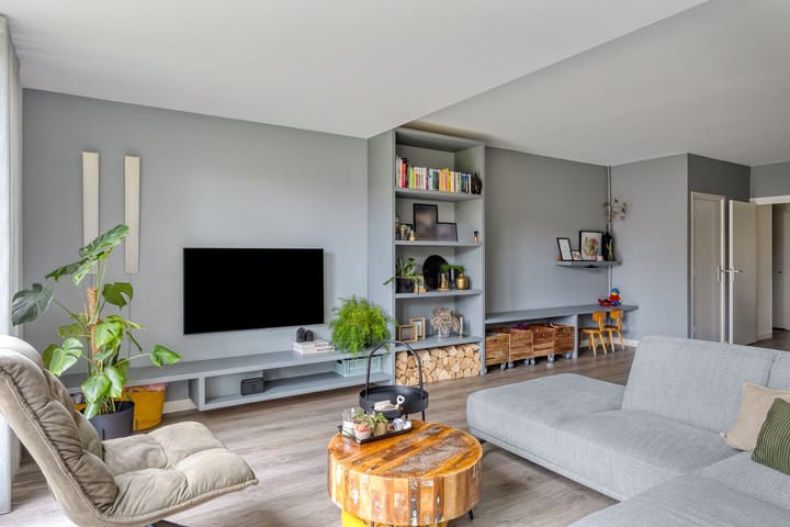 Photo 18 of Stiegert 70