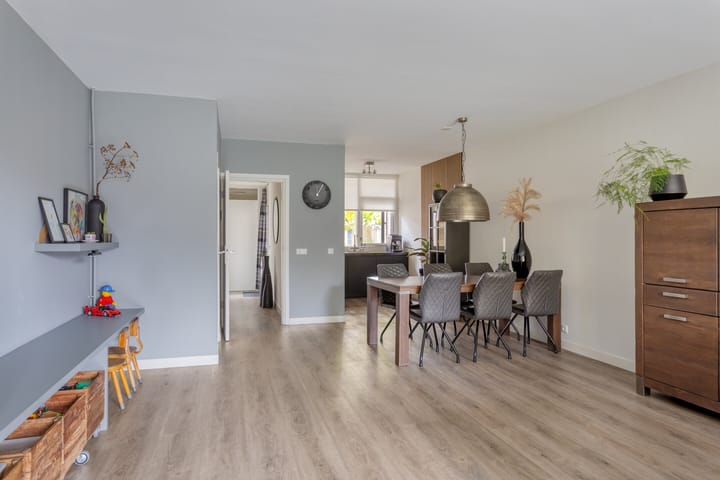 Photo 19 of Stiegert 70