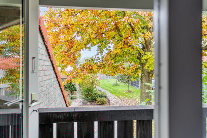 Photo 34 of Stiegert 70