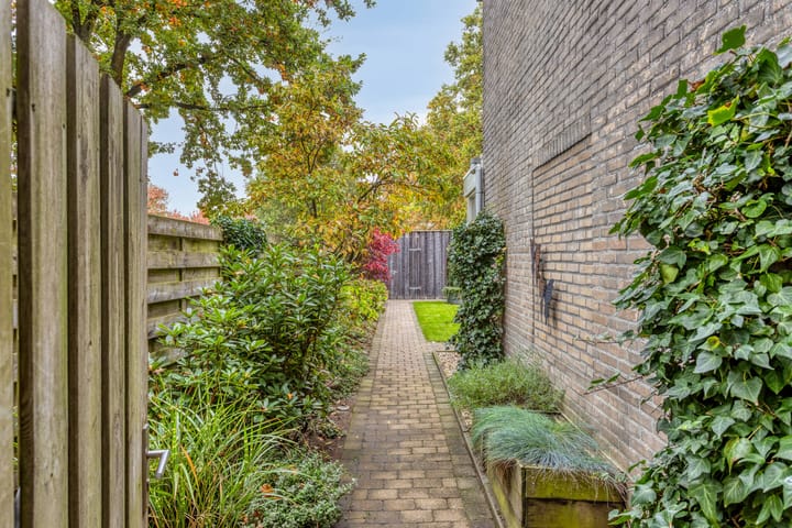 Photo 41 of Stiegert 70