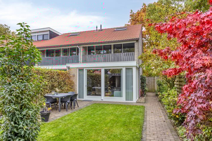 Photo 48 of Stiegert 70