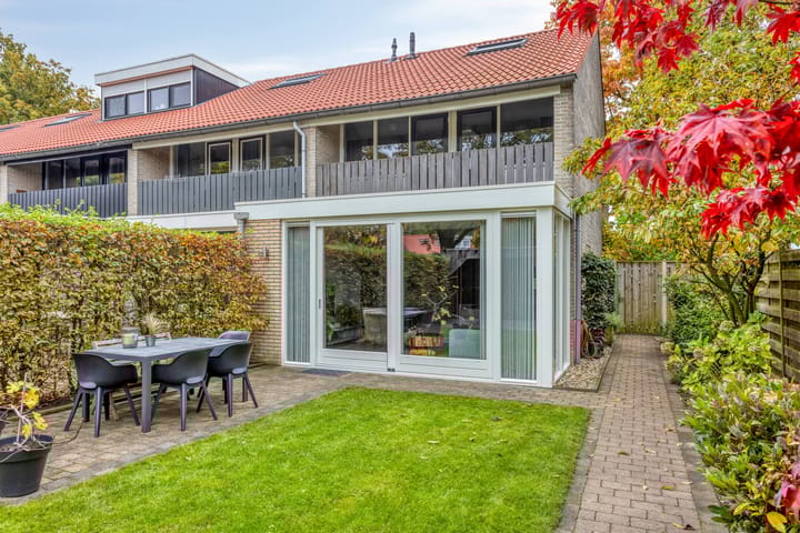 Photo 49 of Stiegert 70