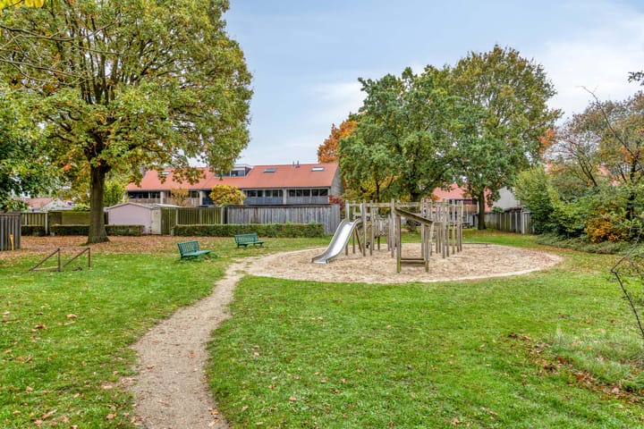 Photo 50 of Stiegert 70