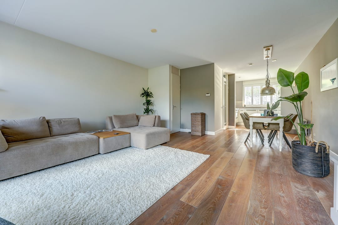 Foto 2 van Cipreshout 12