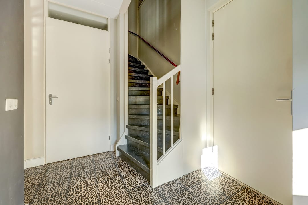 Foto 8 van Cipreshout 12