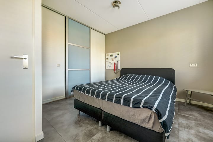 Foto 30 van Cipreshout 12