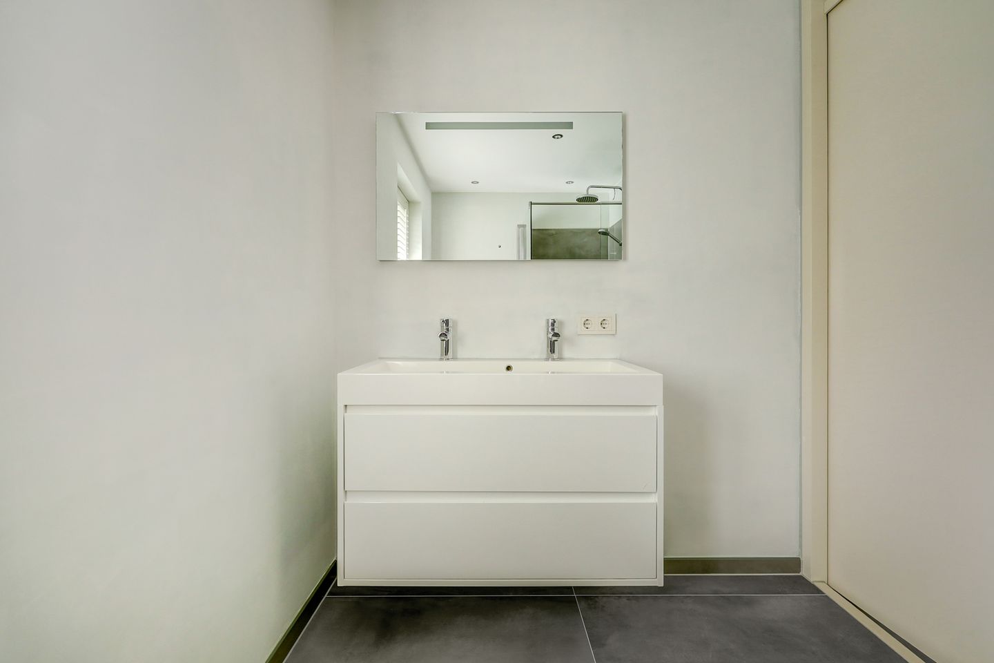 Foto 35 van Cipreshout 12