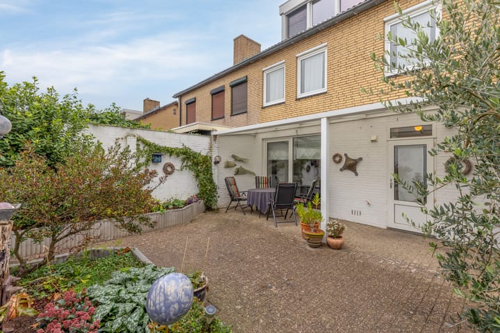 Foto 17 van Ruys de Beerenbroucklaan 82