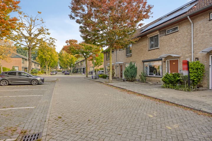 Photo 32 of Orvallaan 36