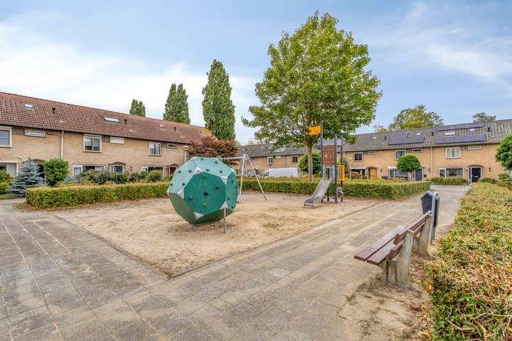 Photo 33 of Orvallaan 36