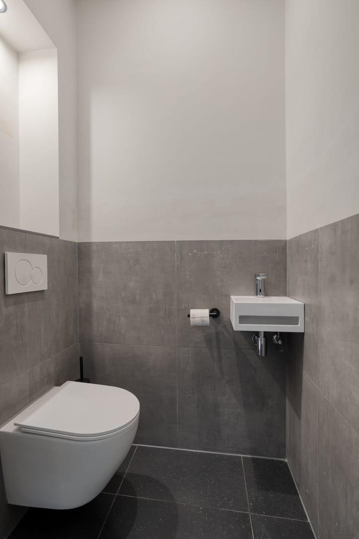 Photo 8 of Voerendaalstraat 4