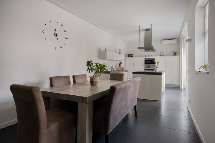 Photo 15 of Voerendaalstraat 4