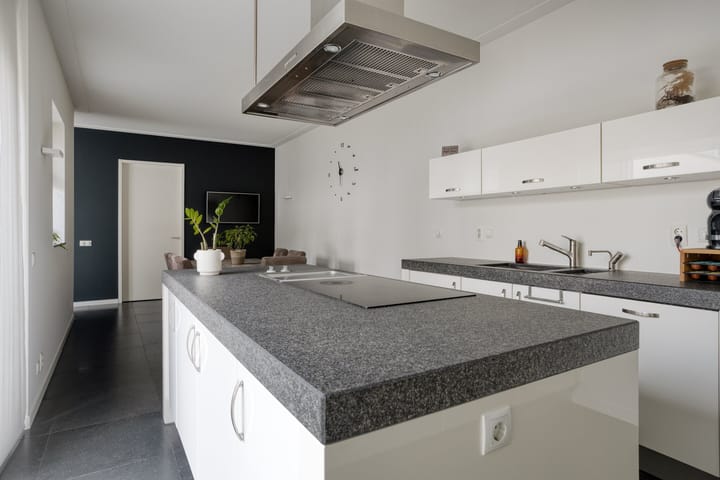 Photo 17 of Voerendaalstraat 4