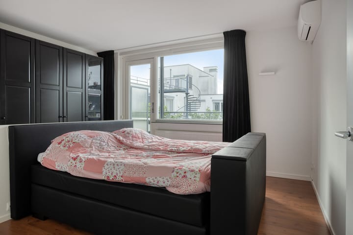 Photo 25 of Voerendaalstraat 4