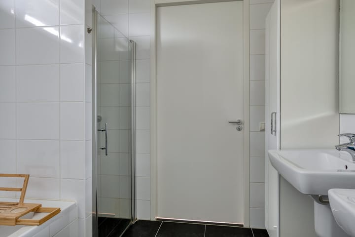 Photo 33 of Voerendaalstraat 4