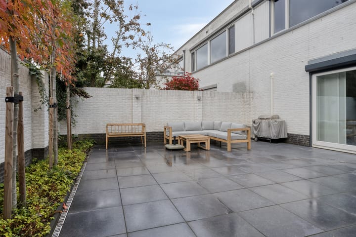 Photo 38 of Voerendaalstraat 4