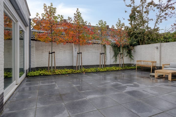 Photo 39 of Voerendaalstraat 4