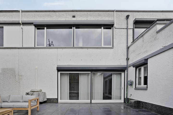 Photo 42 of Voerendaalstraat 4