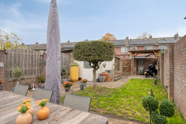 Foto 23 van Generaal Dibbetslaan 71