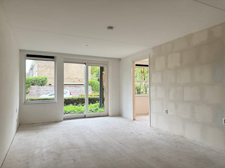 Photo 2 of Raadhuislaan 80-A01