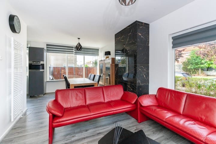 Foto 2 van Van Riebeekstraat 2