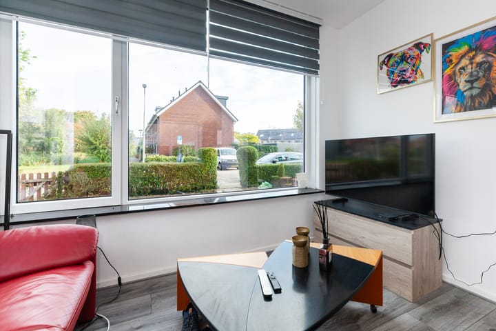 Foto 9 van Van Riebeekstraat 2