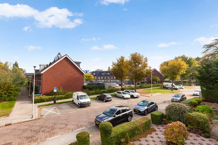 Foto 24 van Van Riebeekstraat 2