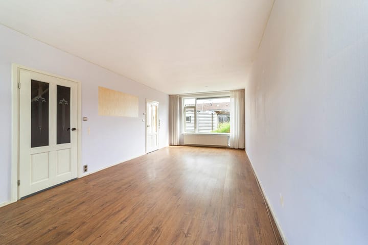 Photo 2 of Christinastraat 23