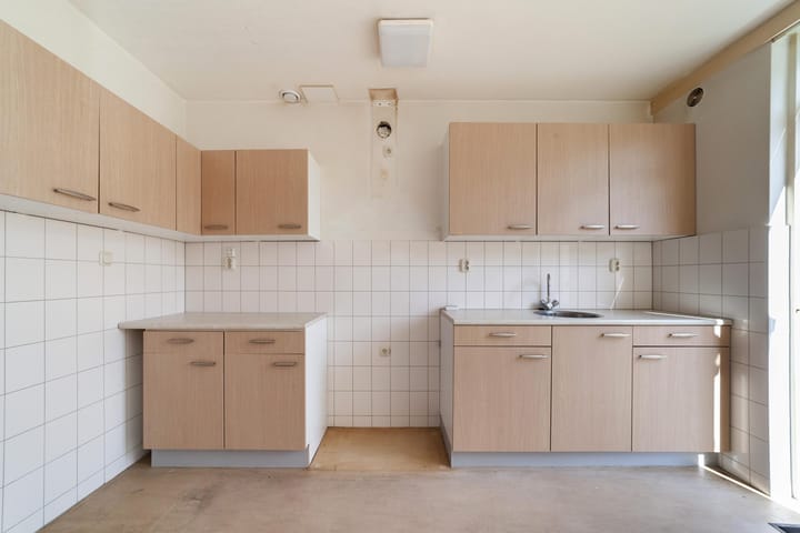 Photo 11 of Christinastraat 23