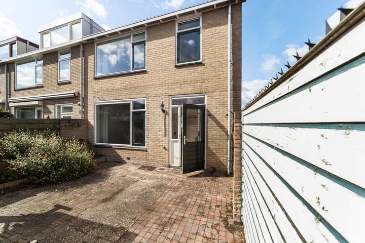 Photo 22 of Christinastraat 23