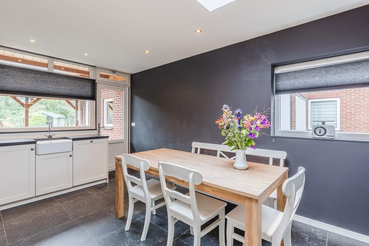 Photo 12 of Smisserstraat 54