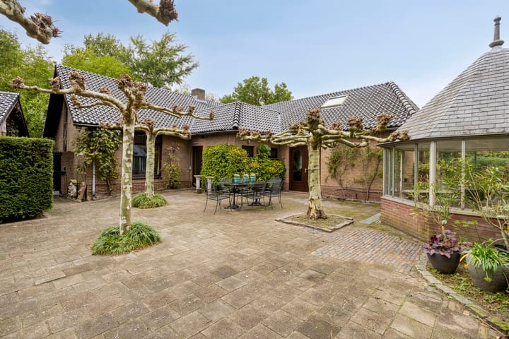 Foto 1 van Dennenweg 5