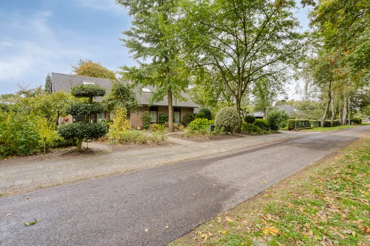 Foto 5 van Dennenweg 5