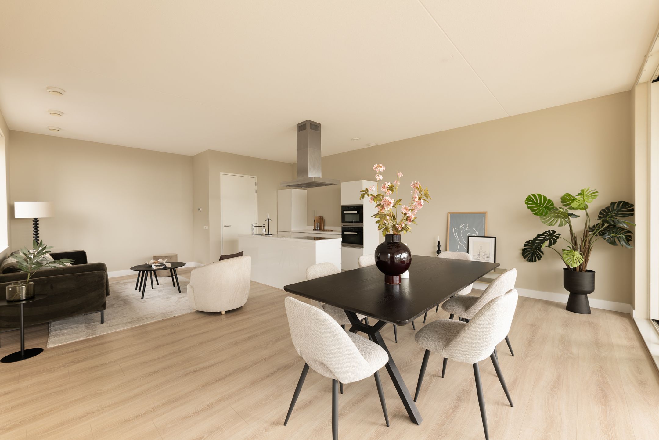 Photo 21 of Gustav Mahlerlaan 539-A