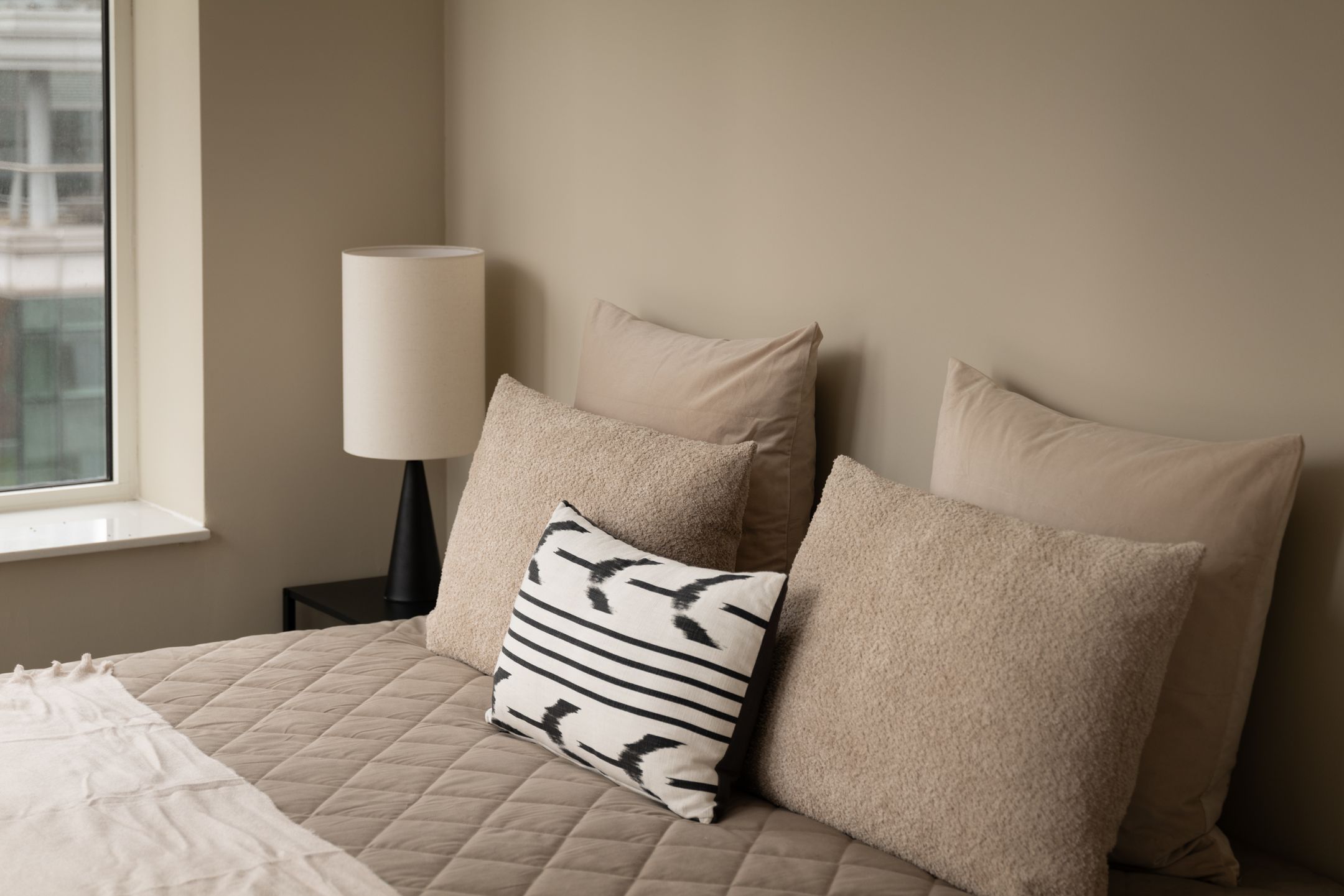 Photo 24 of Gustav Mahlerlaan 539-A