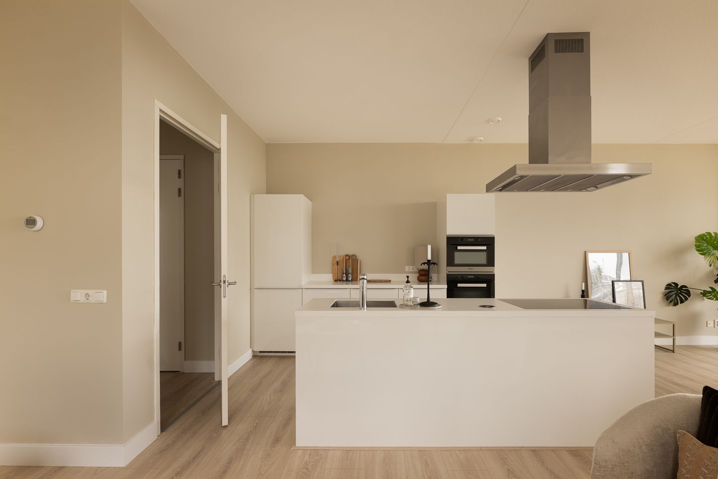 Photo 5 of Gustav Mahlerlaan 539-A