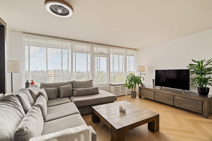 Foto 20 van Herman Gorterplaats 303