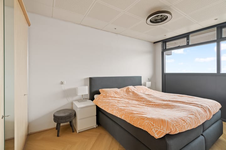 Foto 25 van Herman Gorterplaats 303