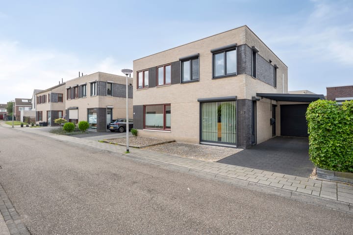 Foto 5 van Erasmusstraat 25