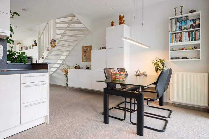 Foto 18 van Erasmusstraat 25