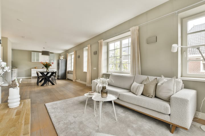 Photo 3 of Eendrachtstraat 2-2