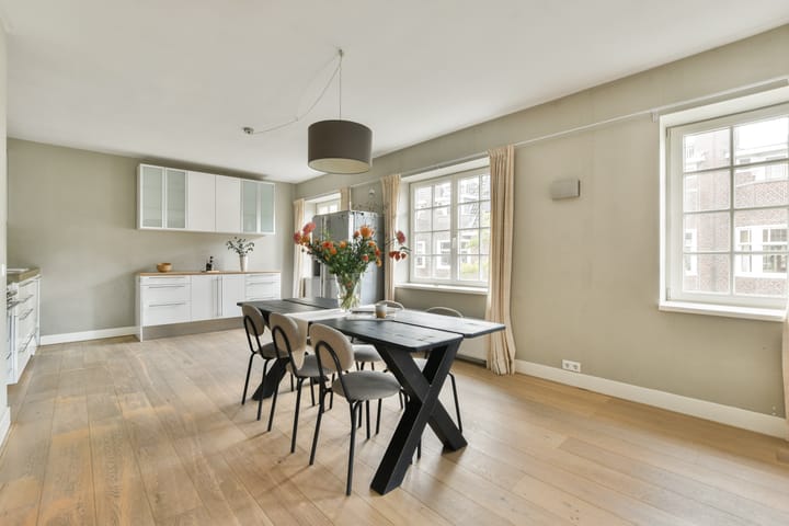 Photo 9 of Eendrachtstraat 2-2