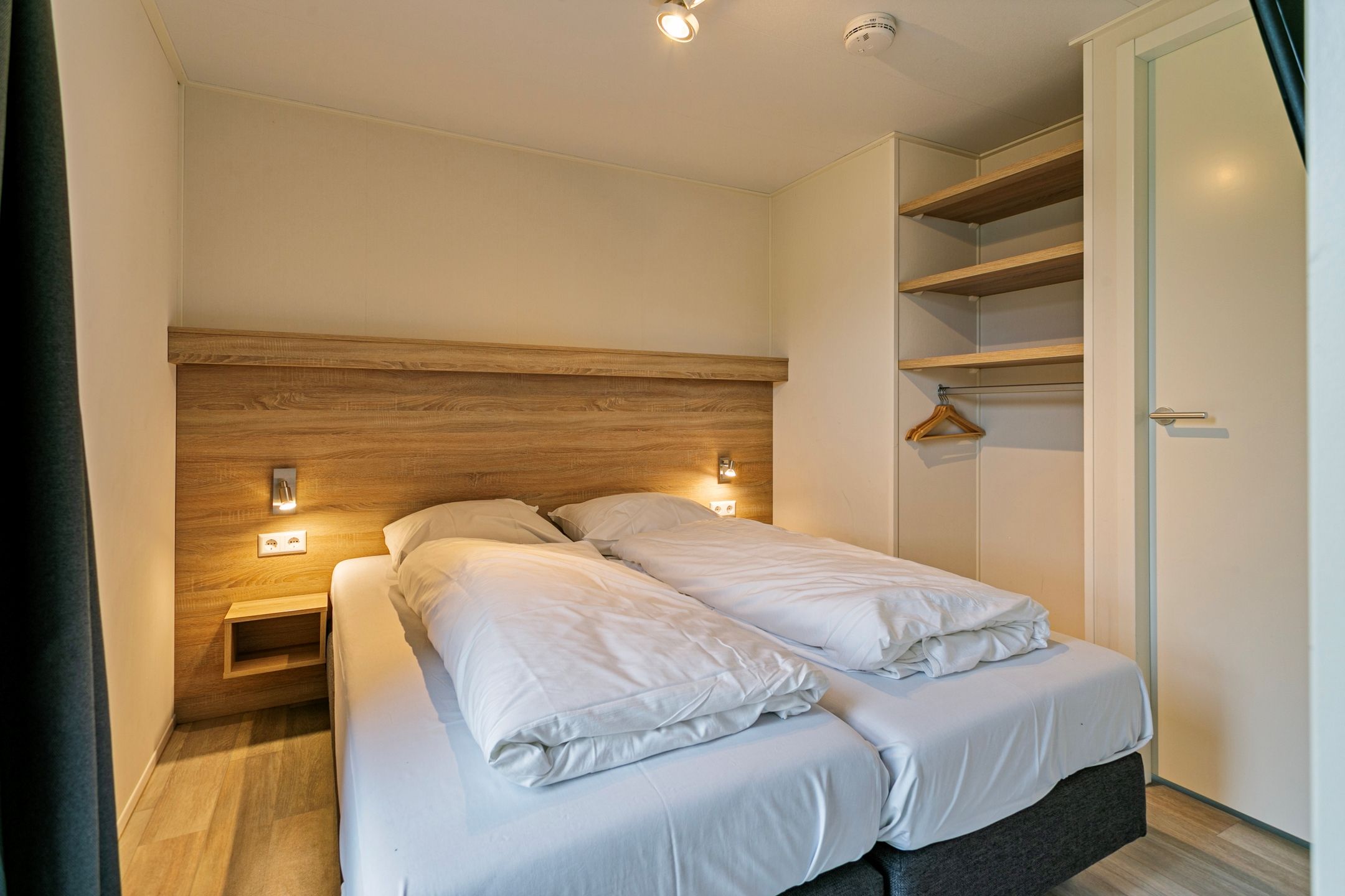 2-bedroom freehold villa in Nieuwvliet — photo 4 of 5