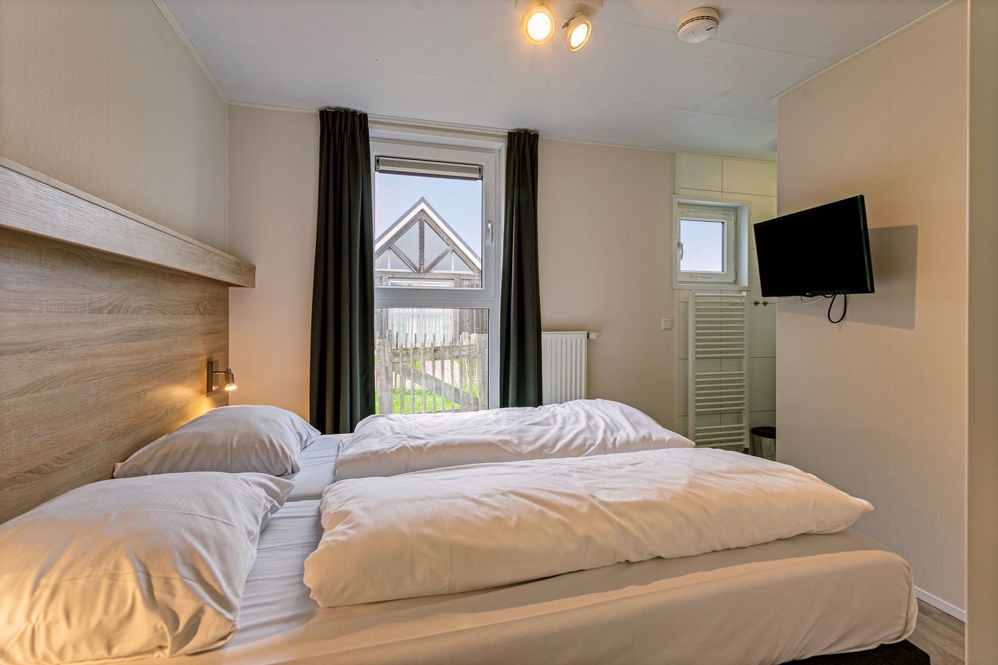 Foto 14 van Zeedijk 24-195