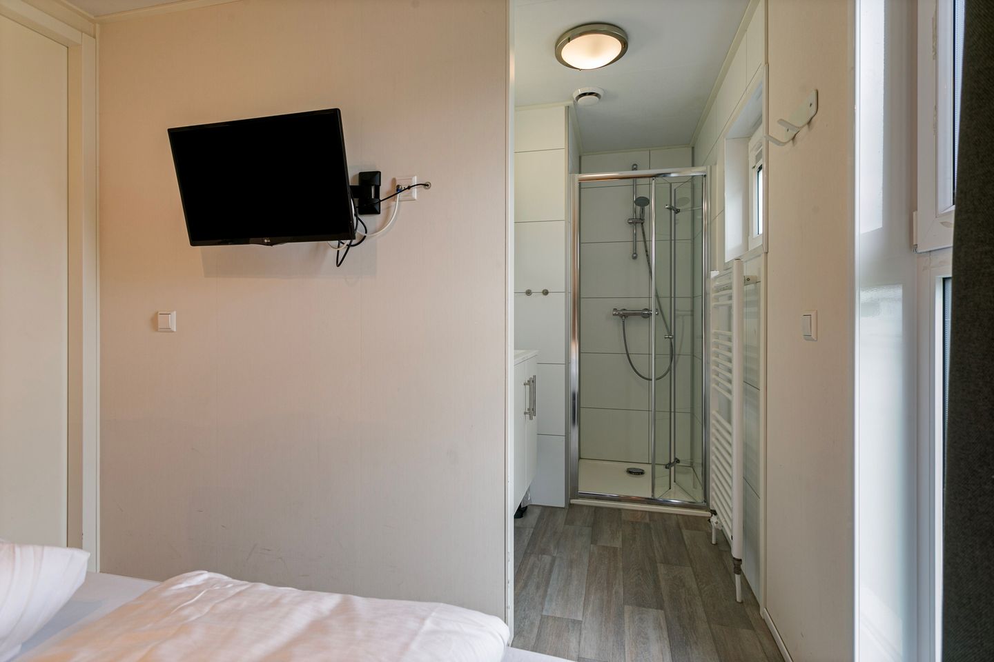 Foto 20 van Zeedijk 24-195